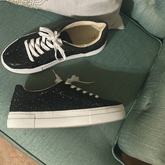 Betsy Johnson glittery sneakers - Picture 3 of 6